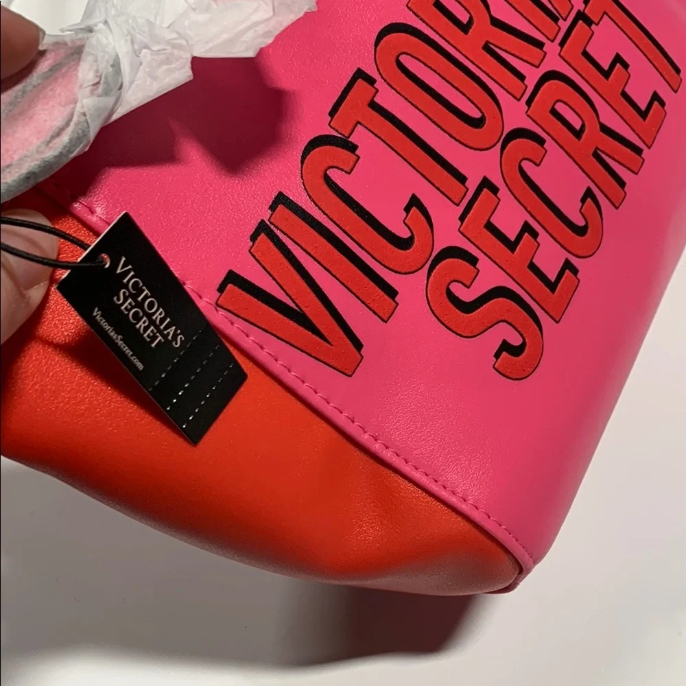 Victoria's Secret Pink and Orange Cosmetic Bag - Makeup Bag 6063-PK/OR‎